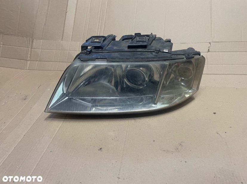 Reflektor lampa lewa przód przednia Audi a6 c5