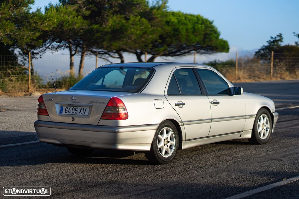 Mercedes-Benz C 250 TD - 10