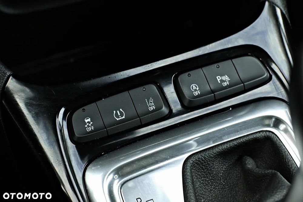 Opel Crossland X - 31