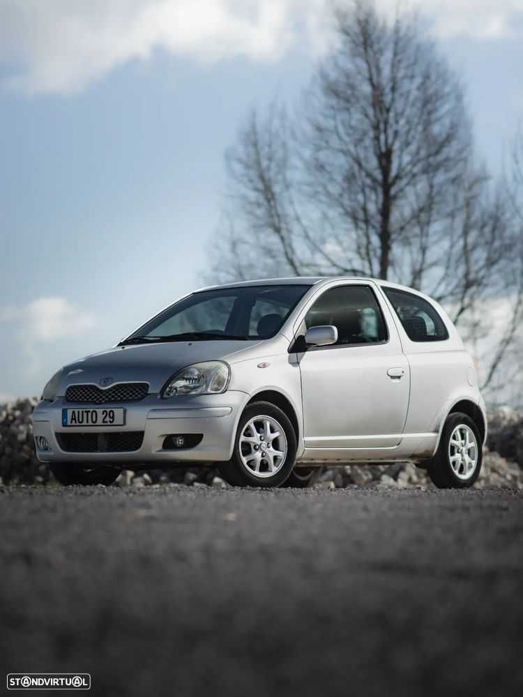 Toyota Yaris - 1