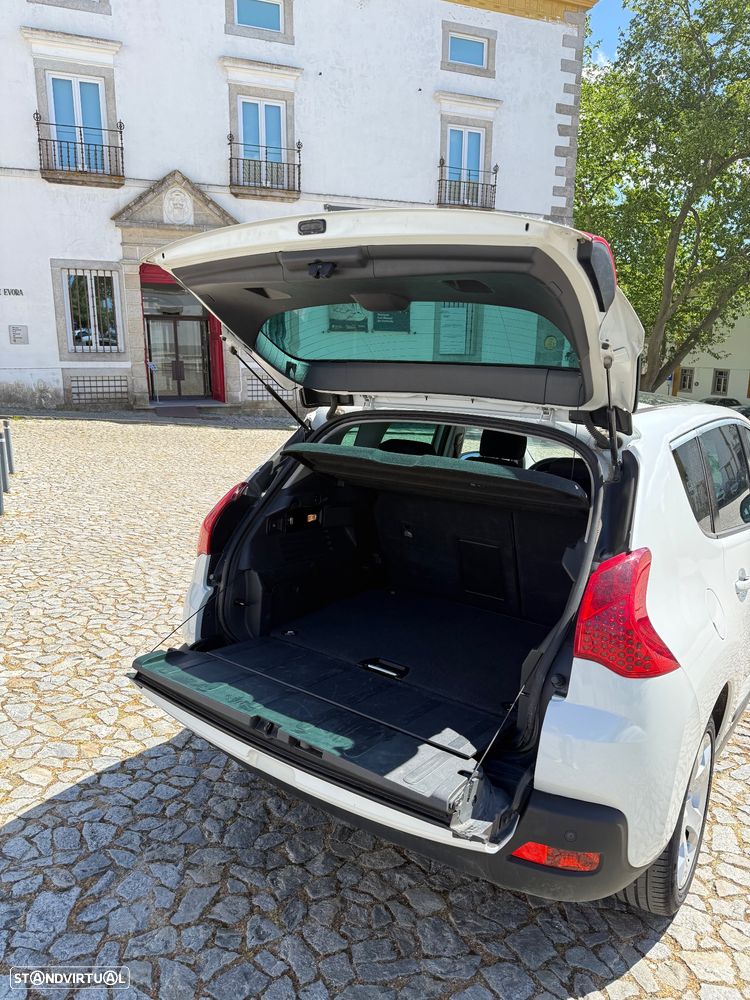 Peugeot 3008 1.6 HDi Executive - 8