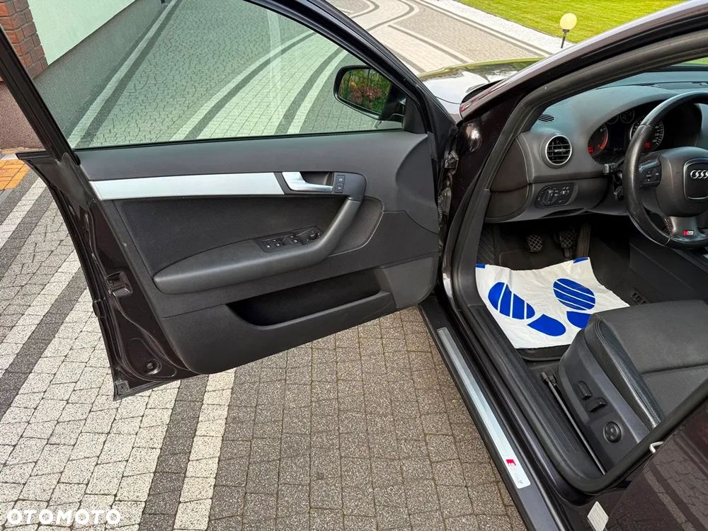 Audi A3 Sportback 2.0 FSI S line Sportpaket plus - 18