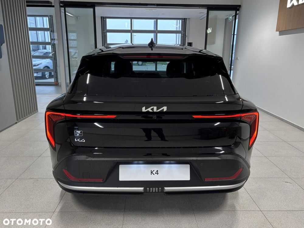 Kia K4 - 5