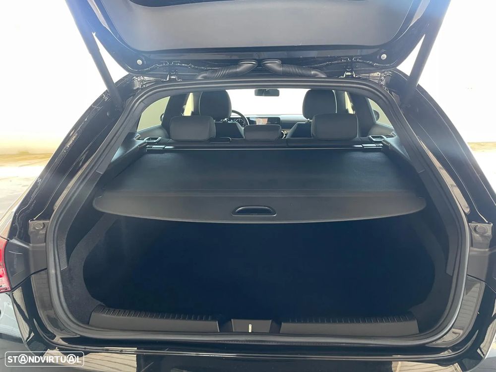 Mercedes-Benz CLA 180 d Shooting Brake Progressive Aut. - 38