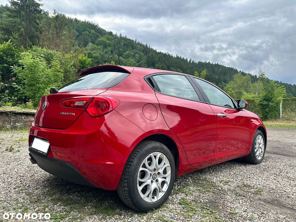 Alfa Romeo Giulietta 1.6 JTDM - 6