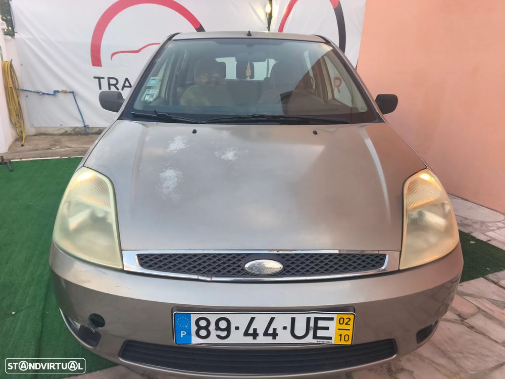 Ford Fiesta 1.4 Ghia - 26