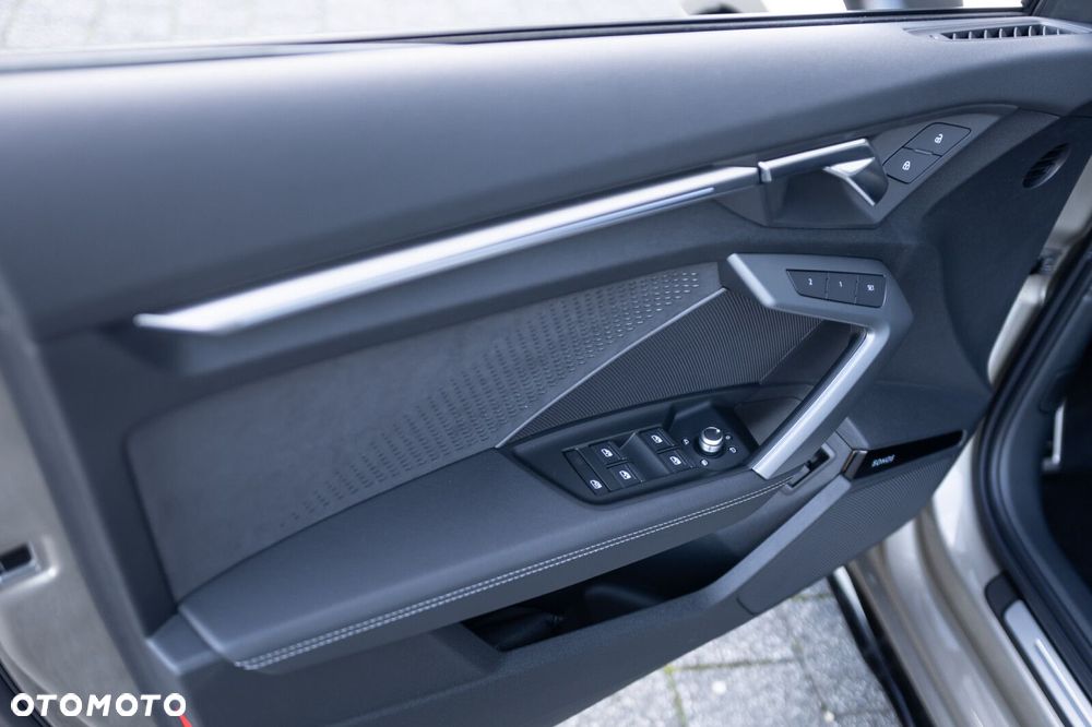 Audi S3 Limousine - 16