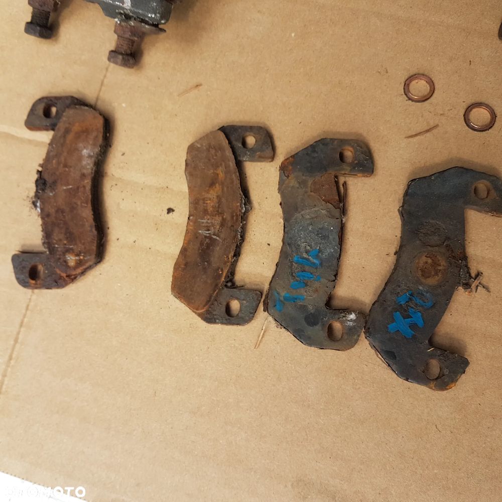 korektor siły hamowania trójnik hamulcowy przewód rurka chamulca aixam ligier chatenet italcar town life jak nowy oryginał.  wszystkie części - 10