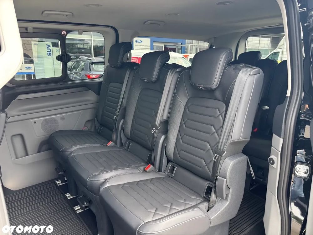 Ford Tourneo Custom - 6