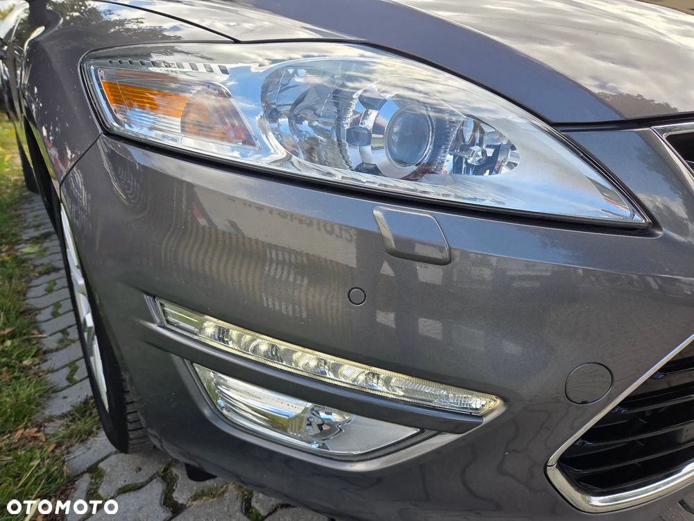 Ford Mondeo SW 1.6 EcoBoost S&S Business Edition - 24