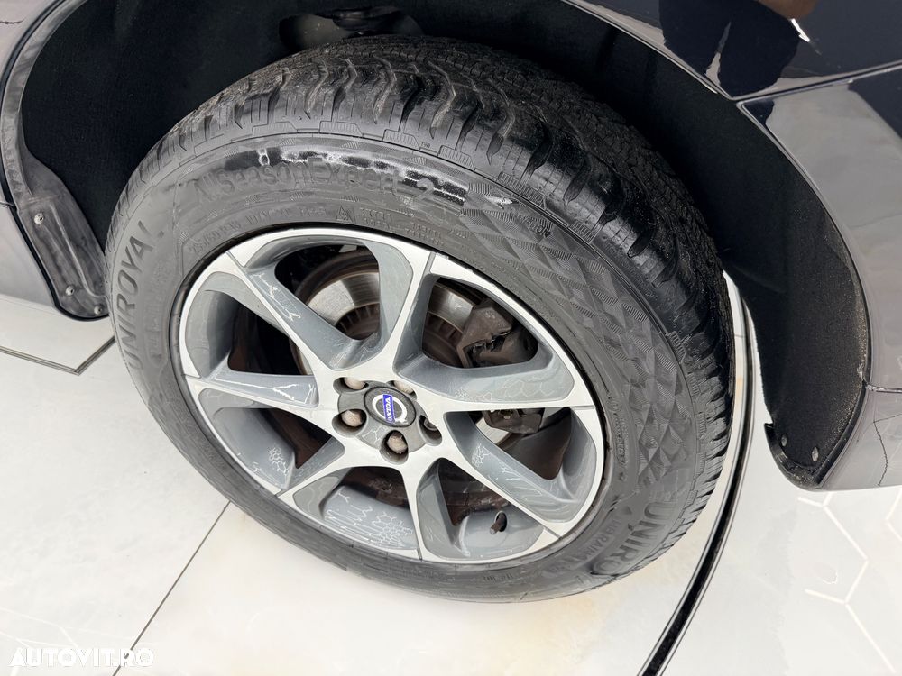 Volvo XC 60 D3 Ocean Race - 14