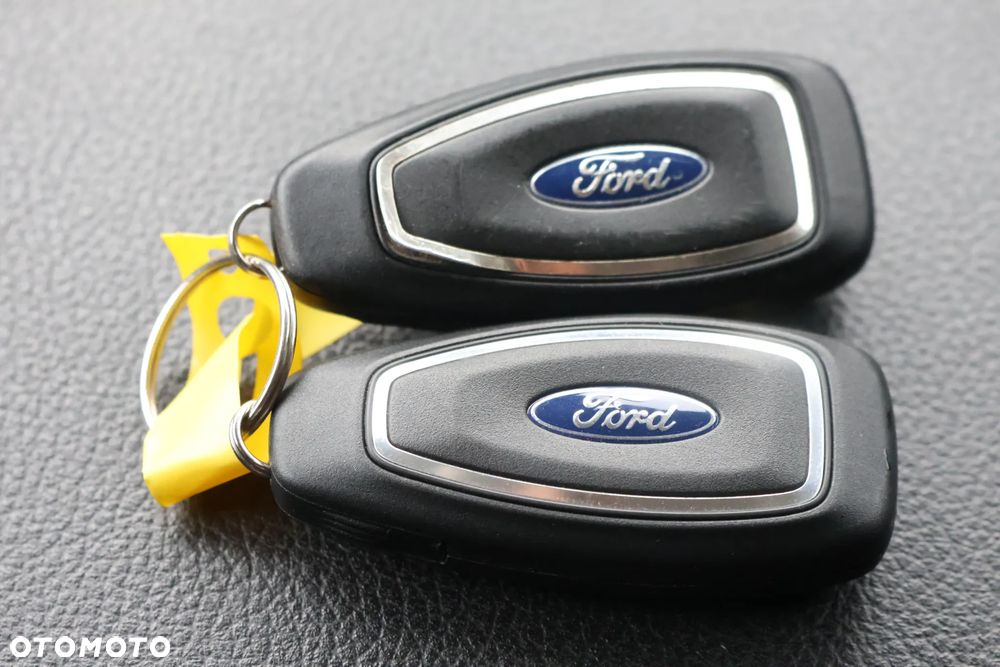 Ford Kuga 2.0 TDCi AWD Titanium - 16