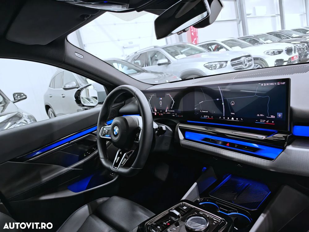 BMW Seria 5 520i AT MHEV - 11