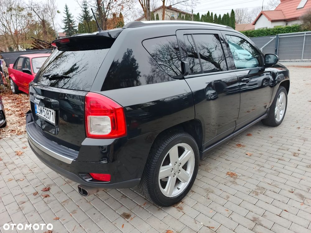 Jeep Compass - 25