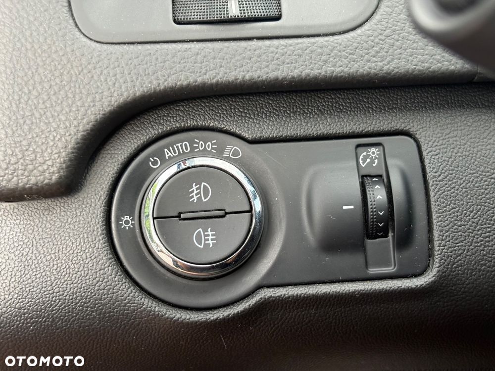 Opel Insignia 2.0 CDTI EcoFLEX Start/Stop Edition - 18