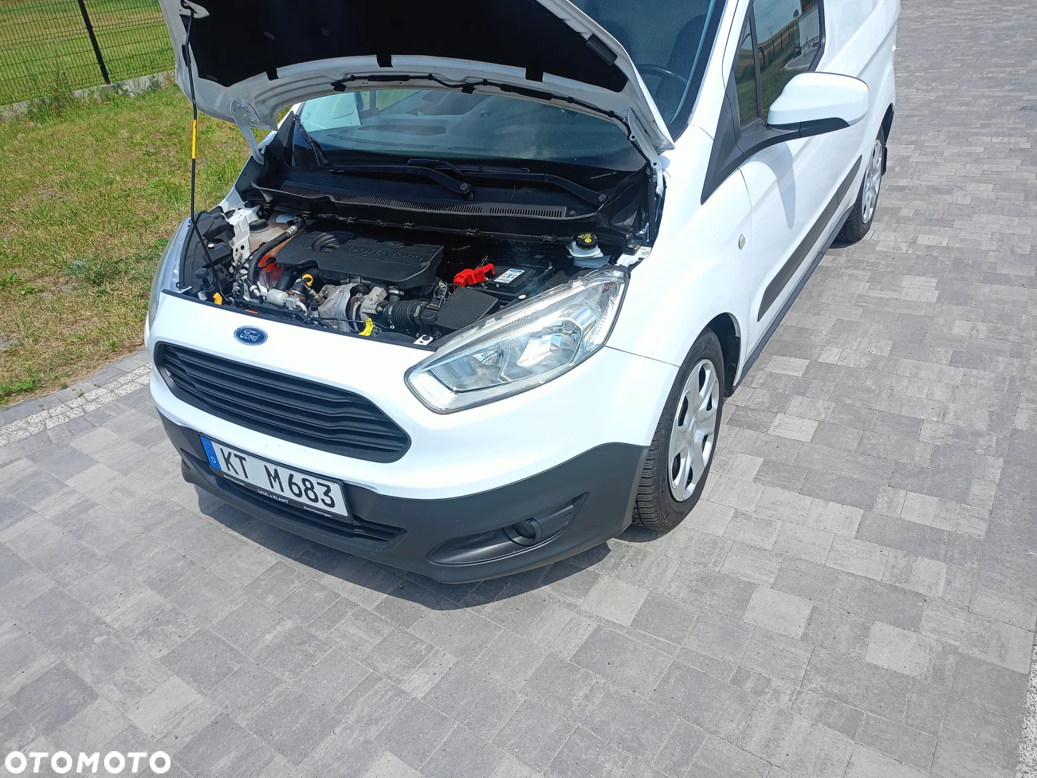 Ford courier - 21
