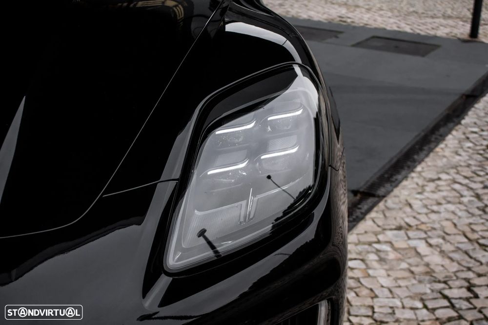 Porsche Panamera 4S E-Hybrid - 8