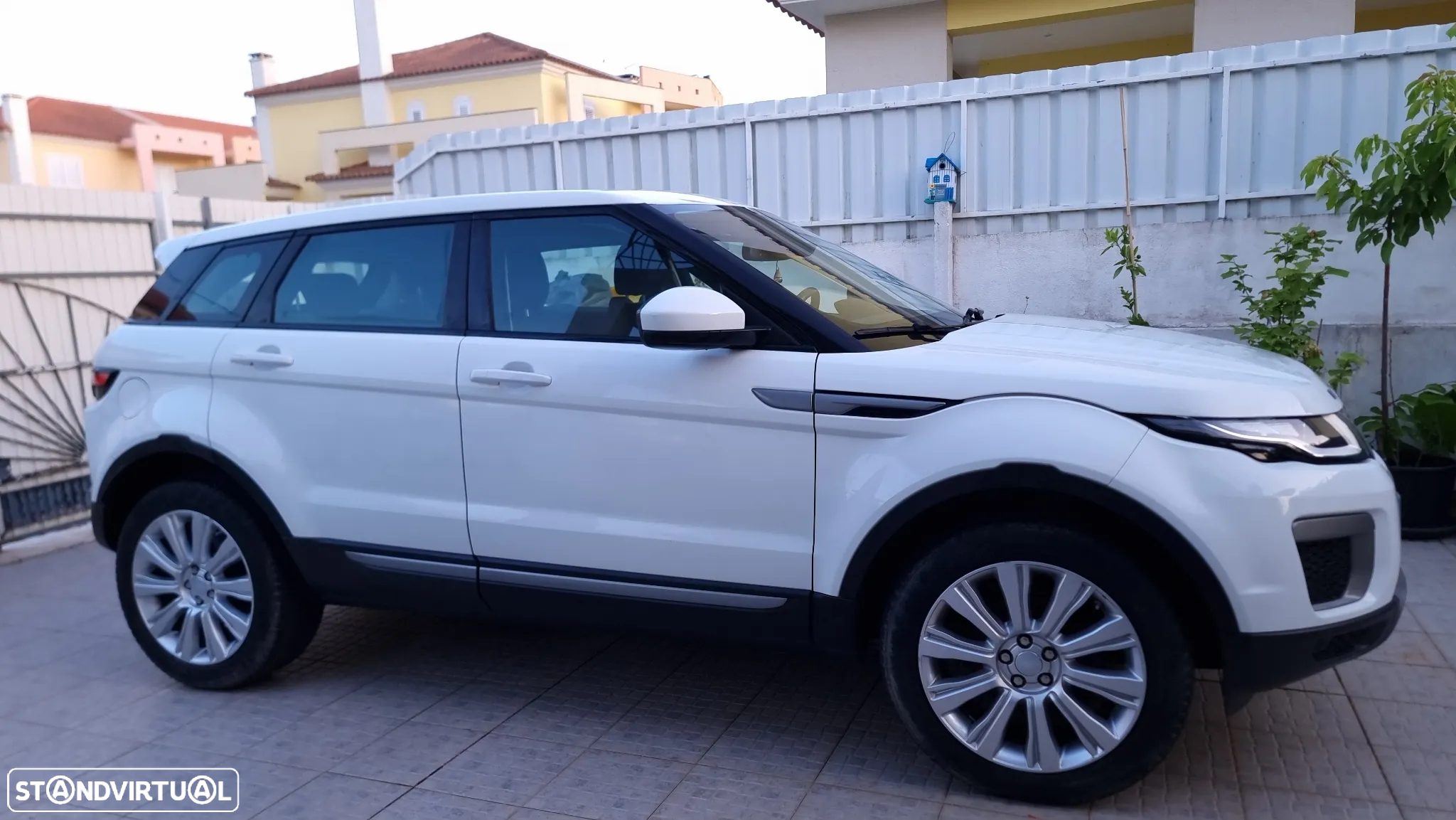 Land Rover Range Rover Evoque 2.0 TD4 Pure - 13
