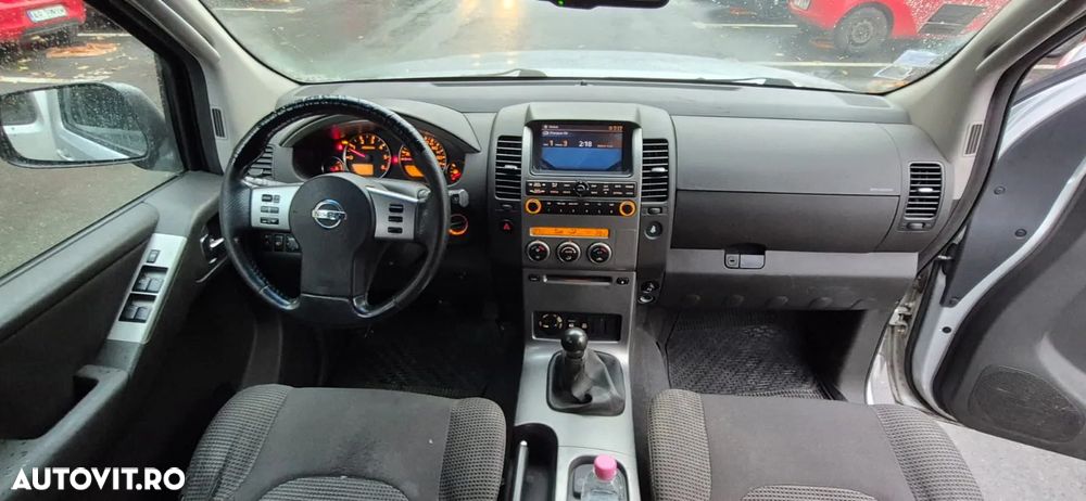 Nissan Pathfinder - 6