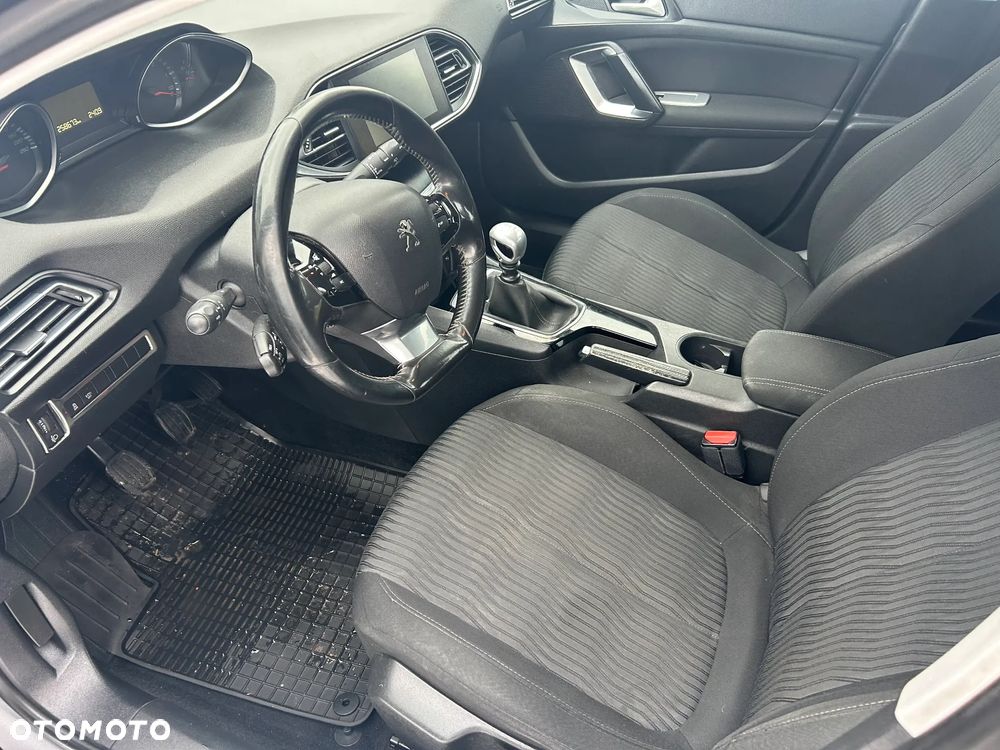 Peugeot 308 1.6 BlueHDi Business Line S&S - 6