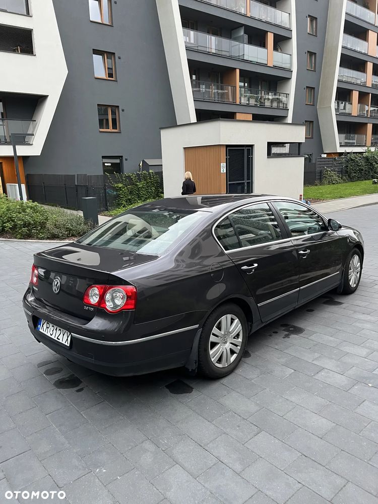 Volkswagen Passat 2.0 TDI DPF Highline DSG - 5