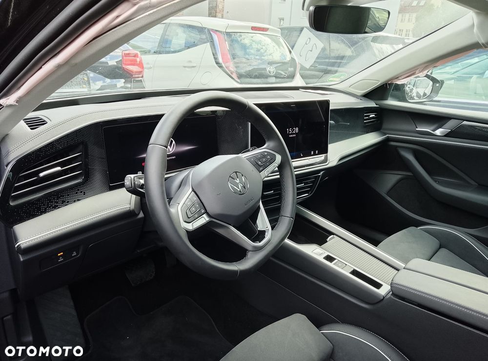Volkswagen Passat - 18