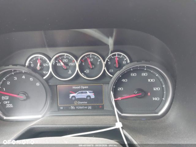 Chevrolet Suburban - 12