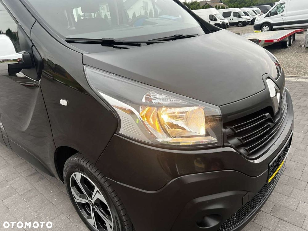 Renault Trafic Long  doka 6-osobowy - 13