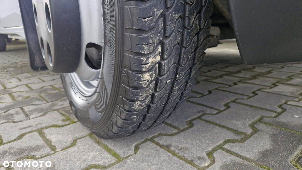 Renault MASTER / KONTENER - 4,3 M / WINDA DHOLLANDIA - 750 KG / 3 MIEJSCA / BLIŹNIAK / SPROWADZONY / - 20