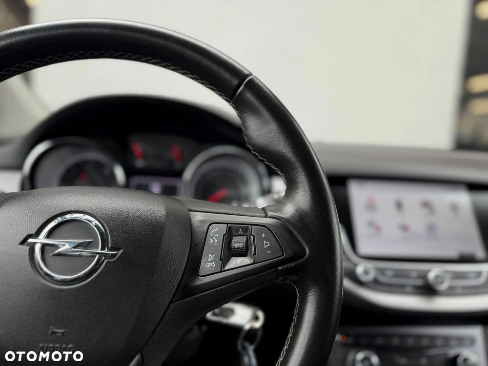 Opel Astra 1.6 CDTI Enjoy - 10