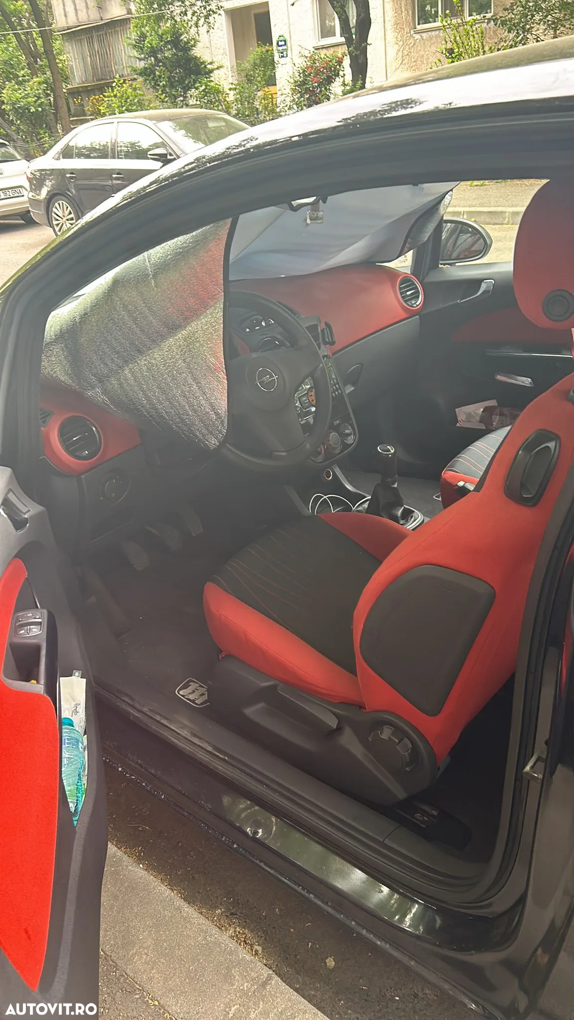 Opel Corsa 1.0i Essentia - 7