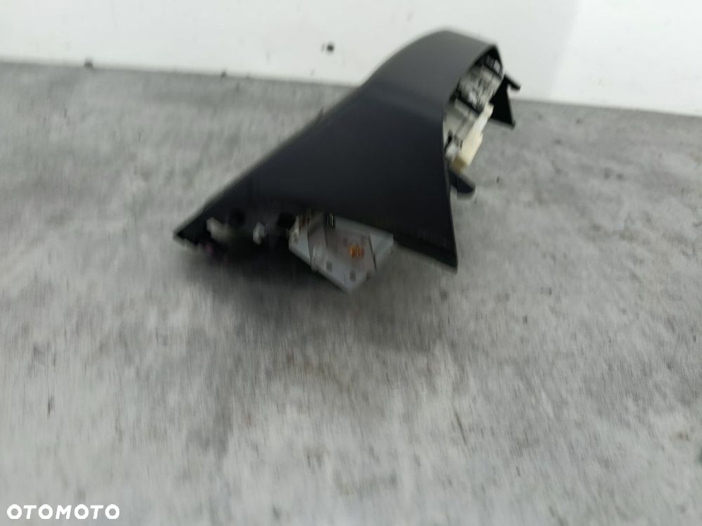 WYŚWIETLACZ NAWIGACJI TOYOTA PRIUS II 86110-47071  134000-2681A101  FUJITSU - 4