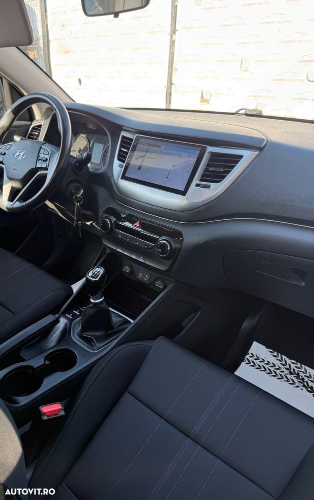 Hyundai Tucson - 12