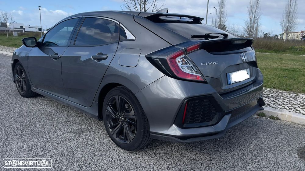 Honda Civic 1.0 i-VTEC Elegance CVT Navi - 16