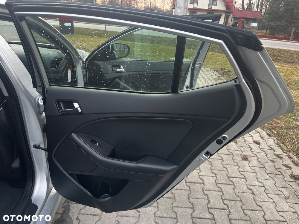 Kia Optima - 14