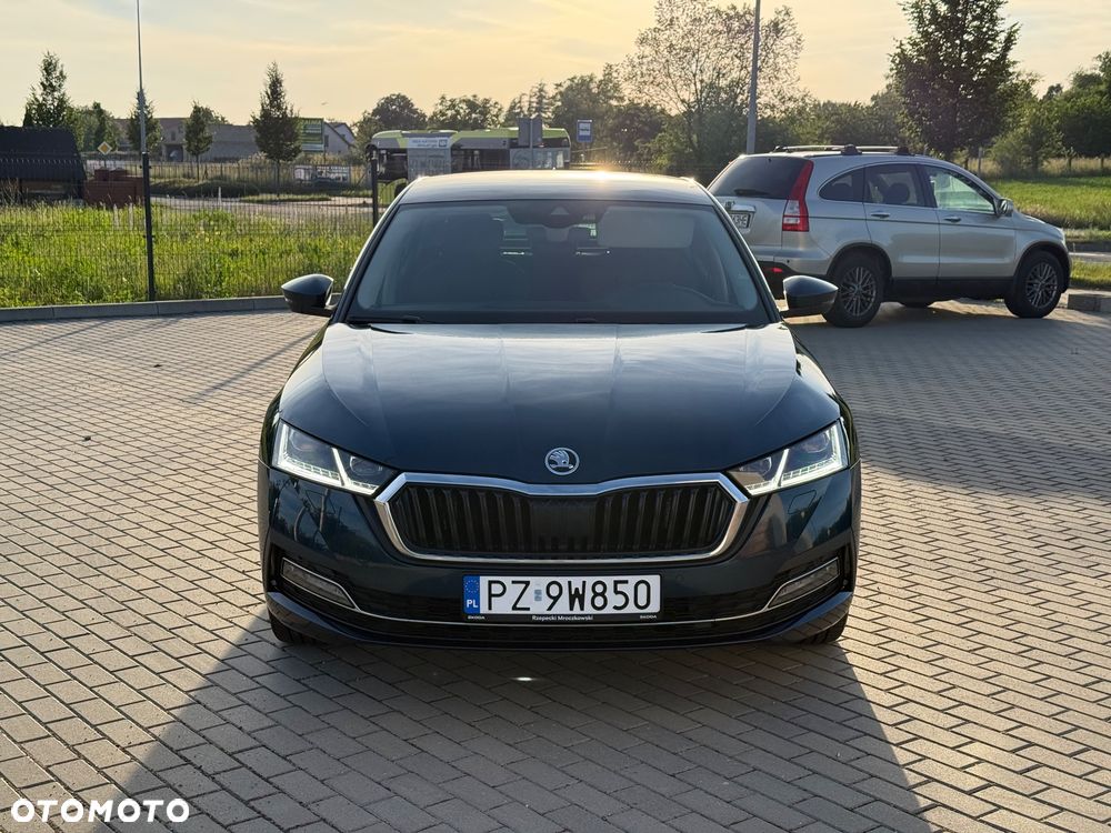 Skoda Octavia 2.0 TDI Style DSG - 33