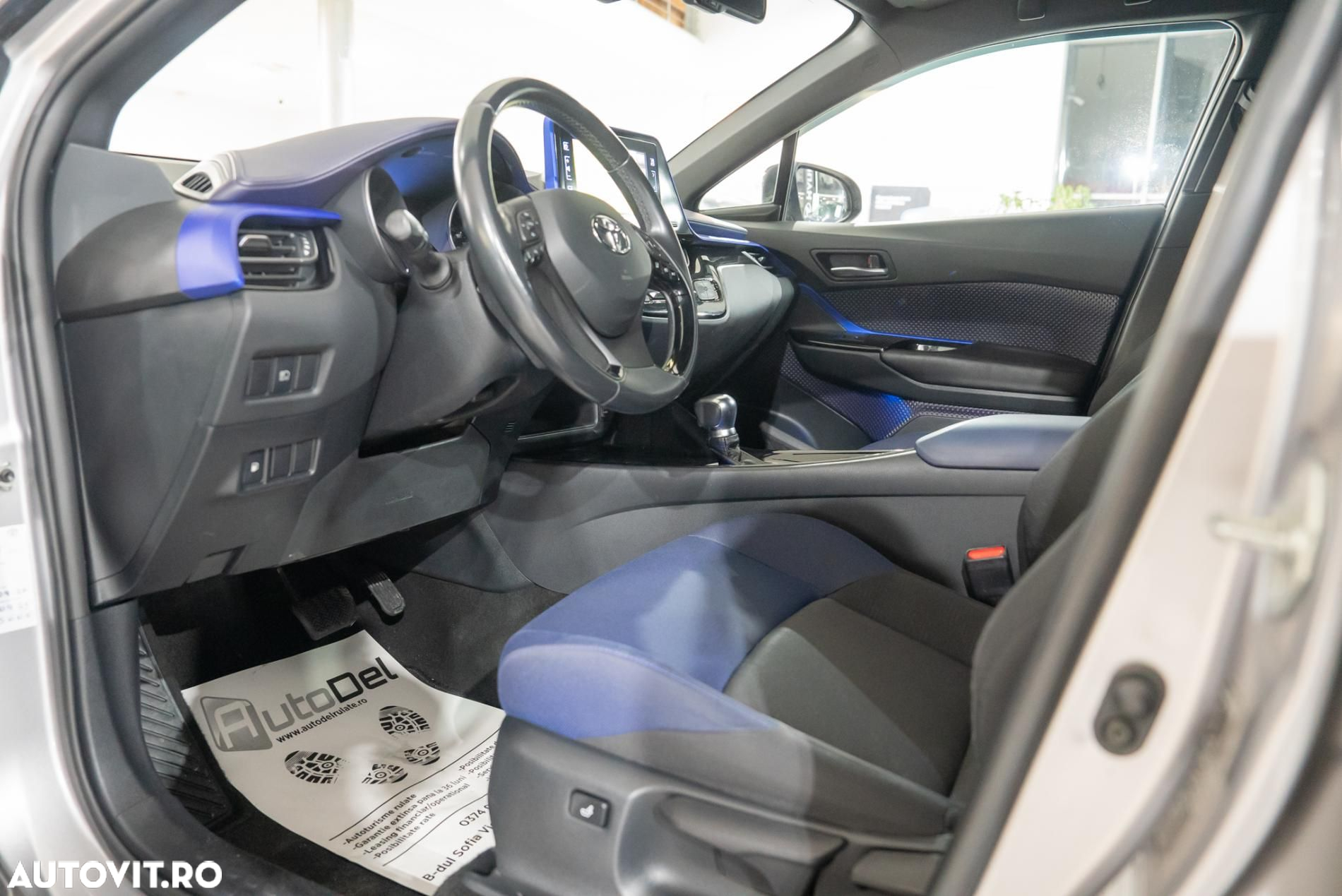 Toyota C-HR 1.8 HSD 4x2 CVT C-ult LED - 13
