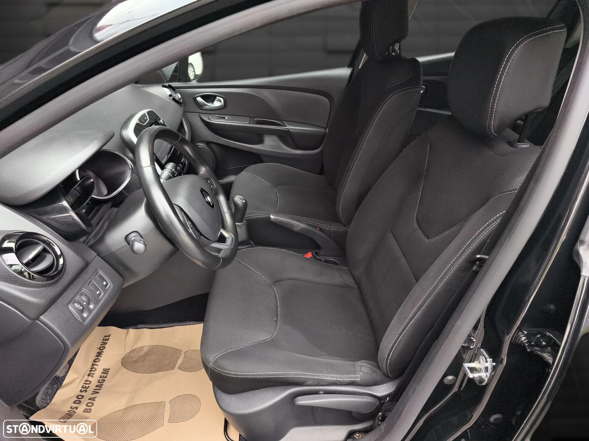 Renault Clio 1.5 dCi Limited - 8