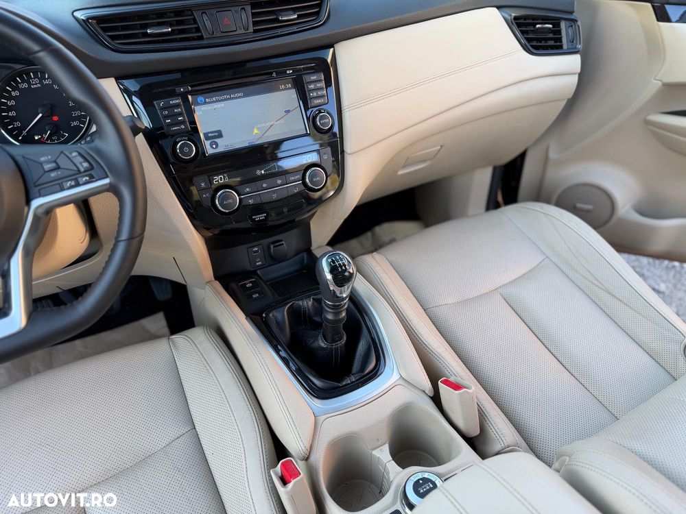 Nissan X-Trail 2.0 dCi ALL-MODE 4x4i Tekna - 29