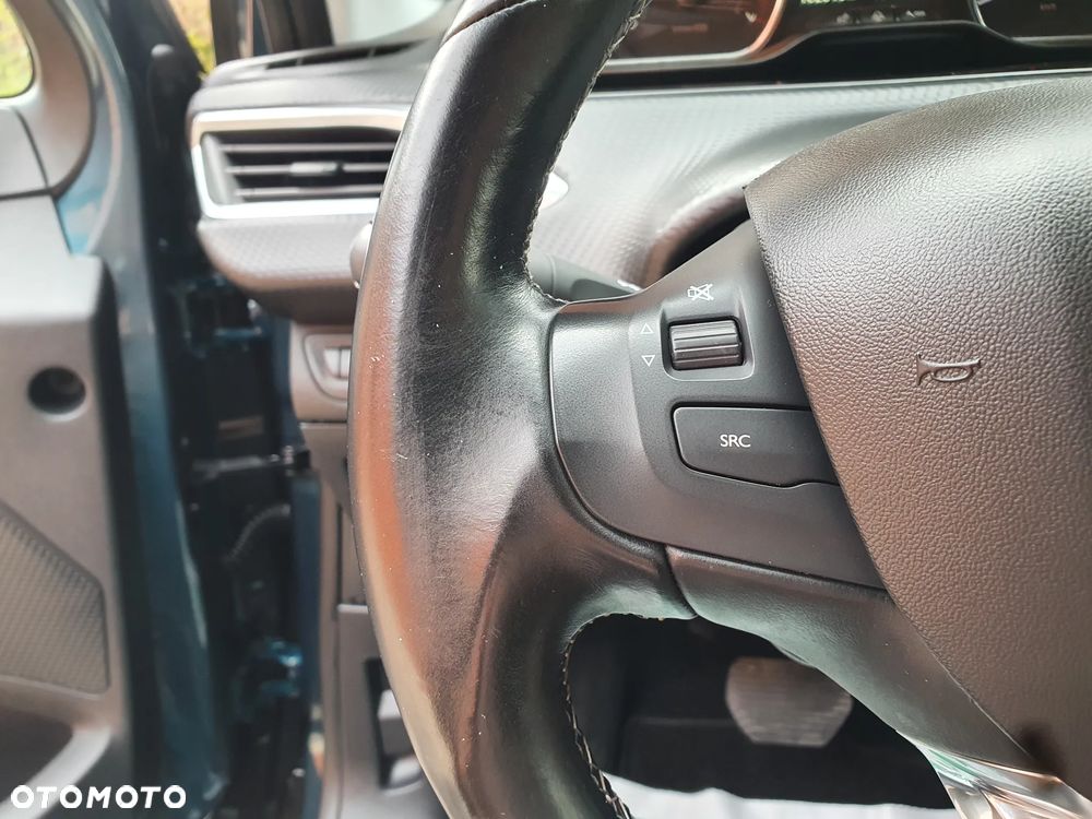 Peugeot 2008 PureTech 110 Stop&Start EAT6 Allure - 18