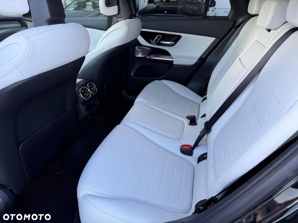 Mercedes-Benz GLC 220 d mHEV 4-Matic AMG Line - 11