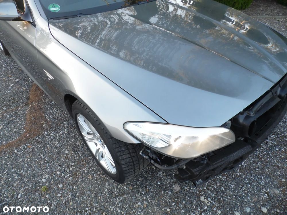 BMW Seria 5 525d xDrive Sport-Aut - 22