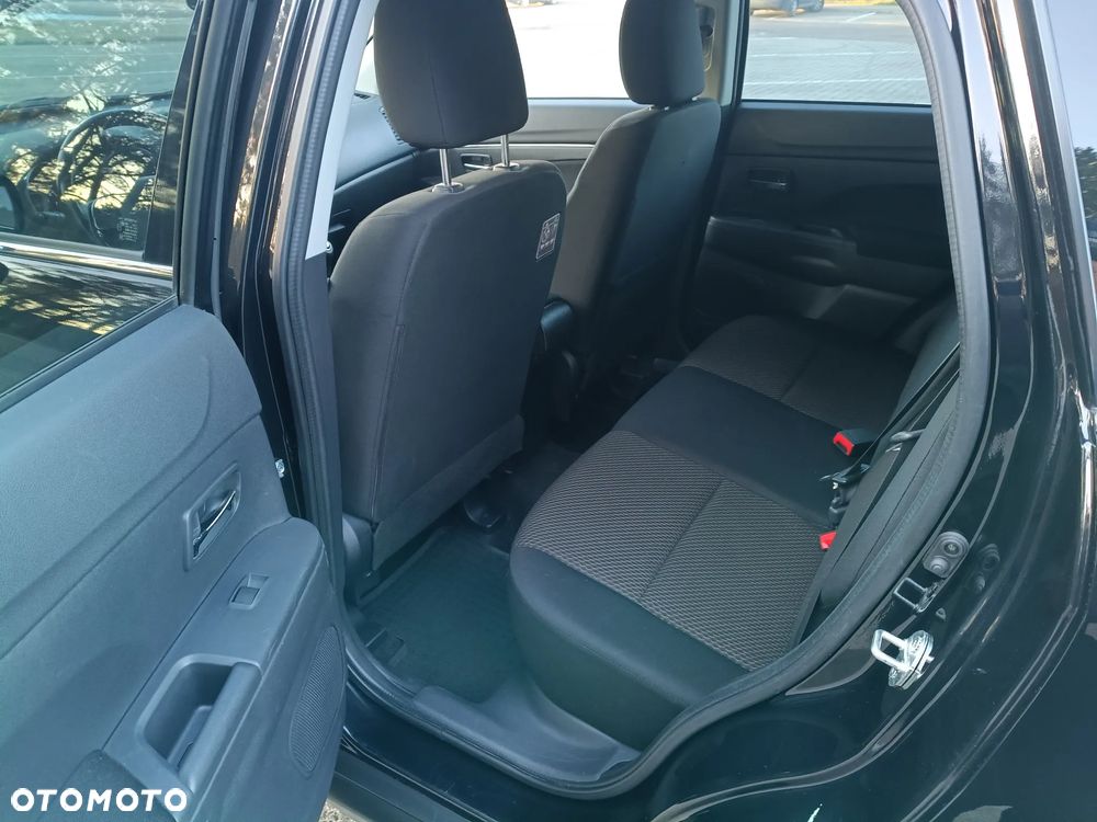 Mitsubishi ASX 1.6 Invite EU6 - 8