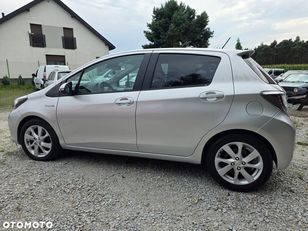 Toyota Yaris 1.5 VVT-i Lounge - 14