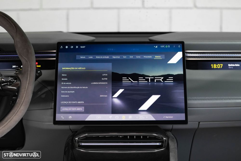 Lotus Eletre 600 Sport SE - 12