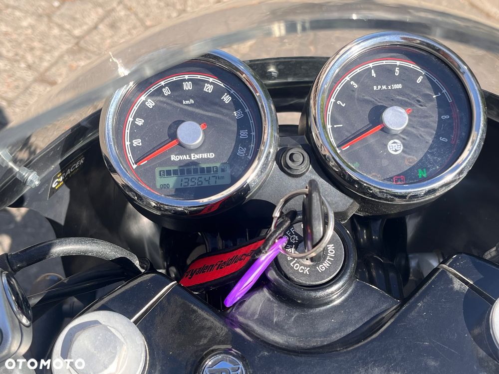 Royal Enfield Continental - 12