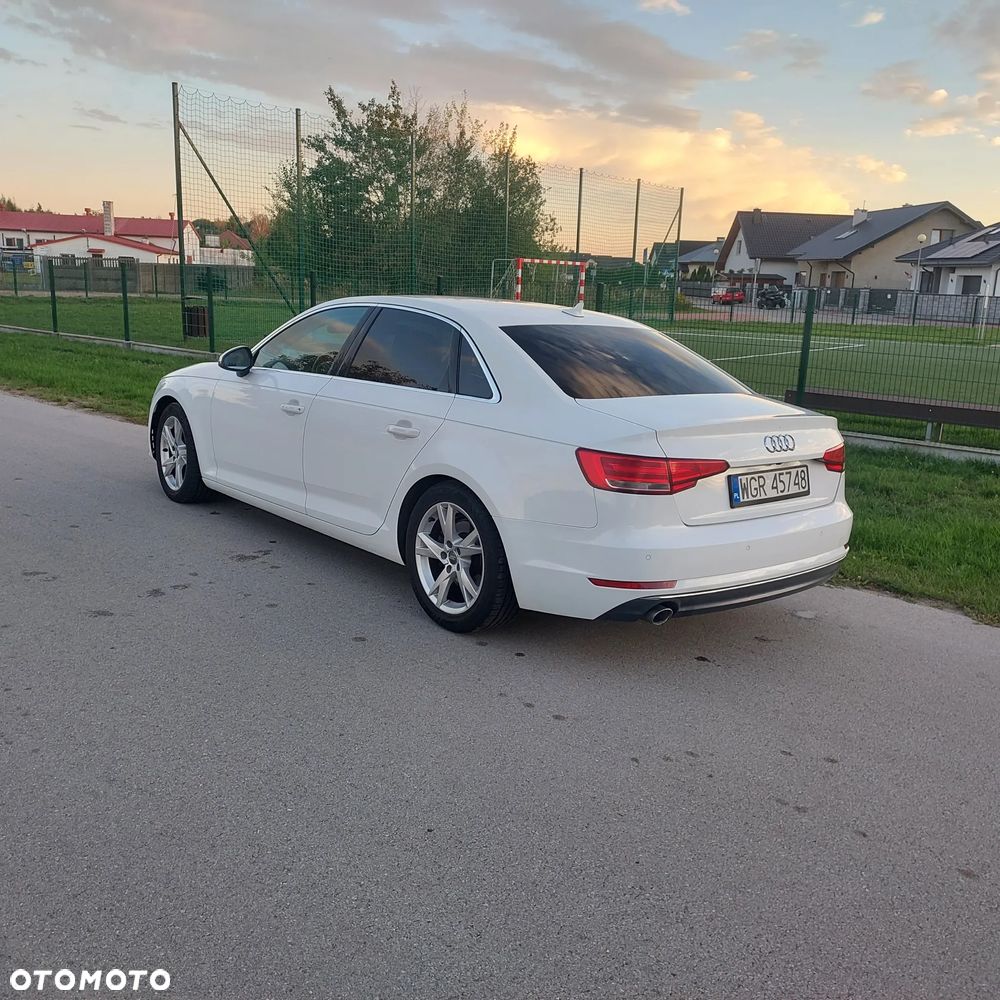 Audi A4 - 5