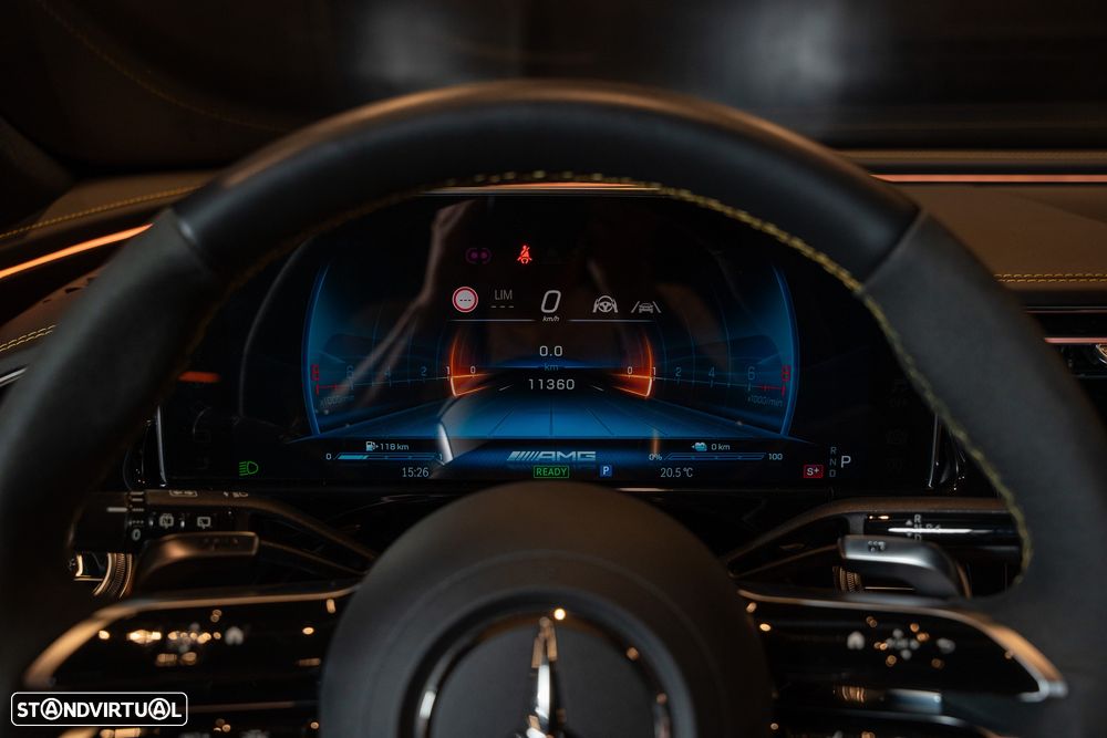 Mercedes-Benz E 53 AMG Hybrid 4Matic+ - 26