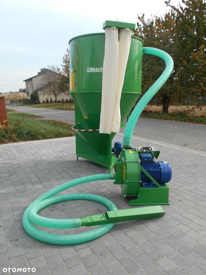 Mieszalnik pasz 500-2000kg + Śrutownik/rozdrabniacz ssący 7,5/11/15kw waga OSUCH transport od ręki - 12