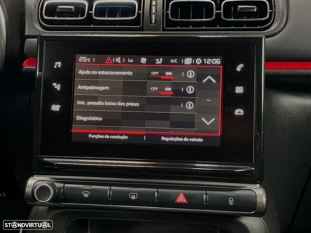 Citroën C3 1.2 PureTech Shine - 21